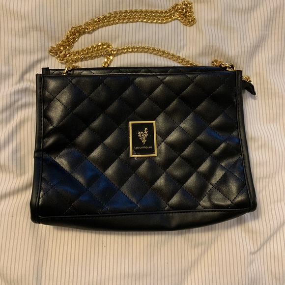 Multiple bags/purses - Picture 6 of 7